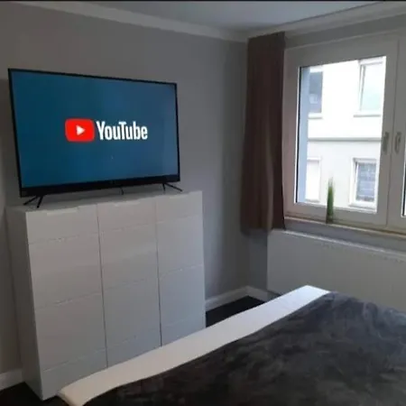 Apartment Gepflegte Schoene Mitten In Der Stadt *